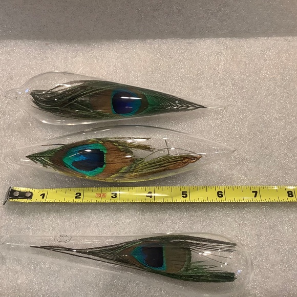 Vintage Glass Teardrop Christmas Ornament with Peacock Feather Inside Set of 3 - Picture 10 of 10
